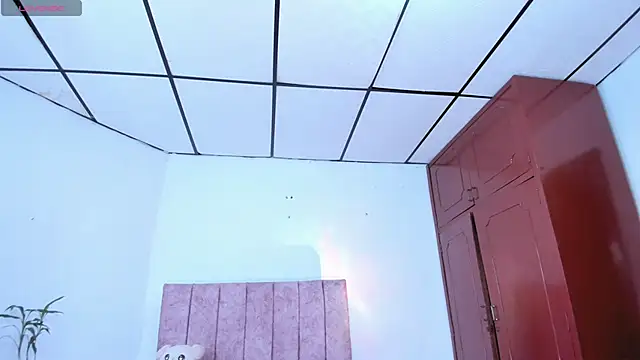 Онлайн чат XXX Mila_1wood