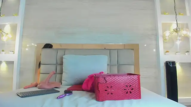 Chat +18 de chloe_murray ao vivo