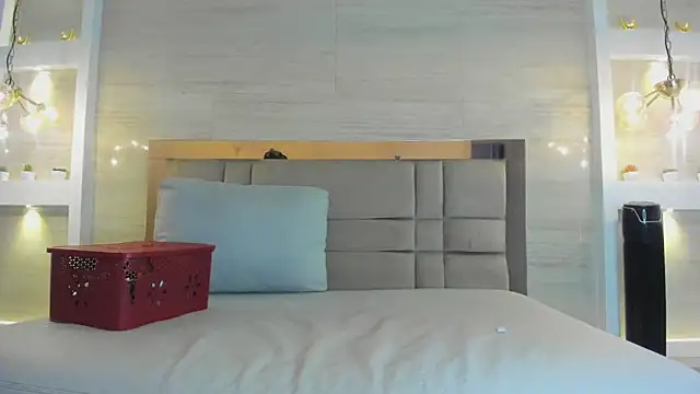 XXX chat uživo modela chloe_murray