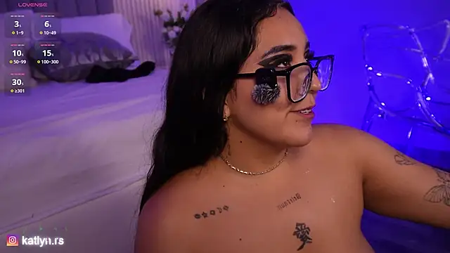 Show de KatlynRous na webcam