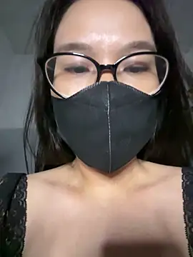 ZzyzyZ-009 Show Webcam