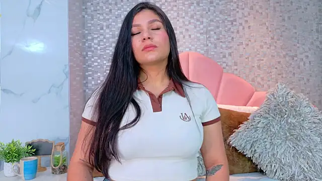 Онлайн чат XXX ValeriaMonet