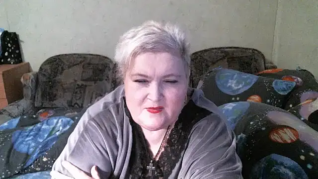 Lana555 Adlı Modelin Canlı XXX Sohbeti