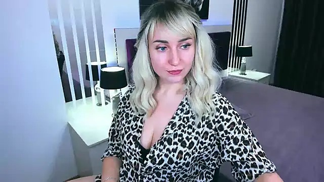 MilenaBlossom Live XXX-chat