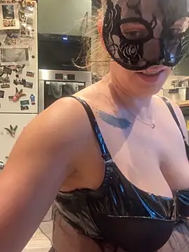 czarnula8 Live XXX-chat