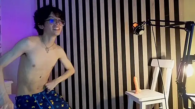Show de Twink_Sebas7 na webcam