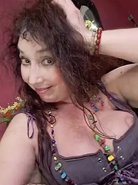 GypsyEsmeralda's Live XXX Chat