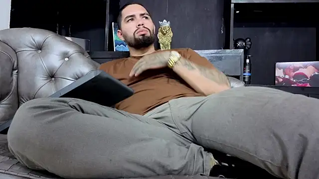 matteosantos – webcam-show