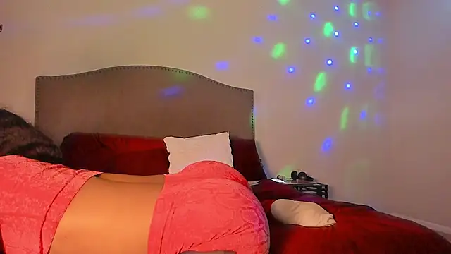 yiauanan Live XXX chat