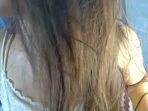 Trinasexy_pussy23 现场XXX聊天