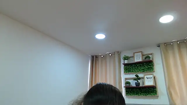 Chat XXX en directo de sasi_luna