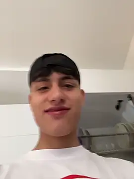 Lander_Cruz's Live XXX Chat