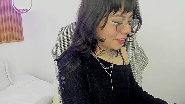 ghostmila élő XXX-chatje