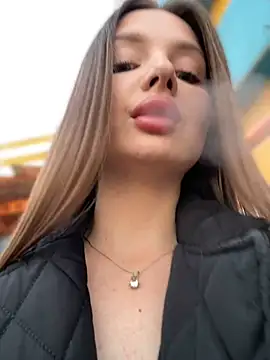 Show modela KrisMagnoly na web-kameri