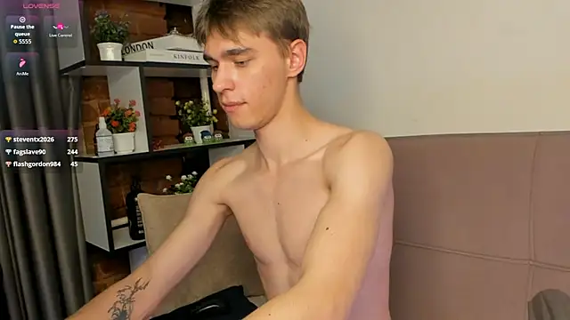 Chat XXX en directo de Shadow_blink