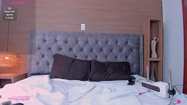 01victoria Show in webcam