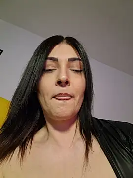 AryaSummersReal Adlı Modelin Canlı XXX Sohbeti