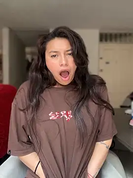 CocoaGigiMuse's Live XXX Chat