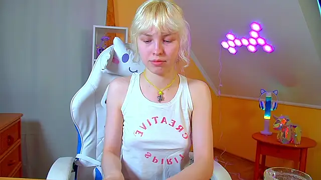 HannahHollis 라이브 XXX 채팅