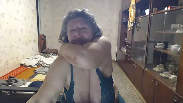 HotLusi's Live XXX Chat