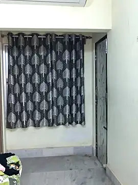 Hot_Misti_69 网络视讯表演