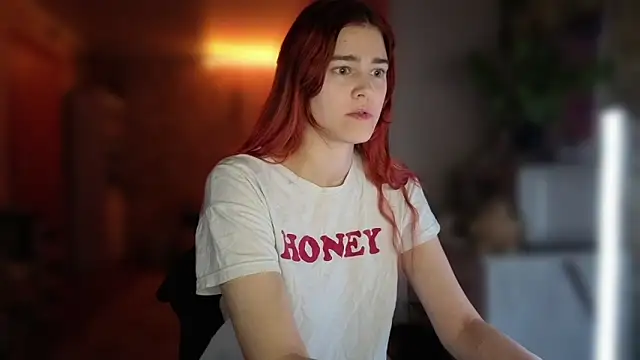 دردشة JennyStormy الجنسية المباشرة