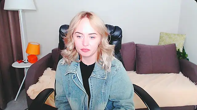 Chatroom XXX en direct de LiluMoon__