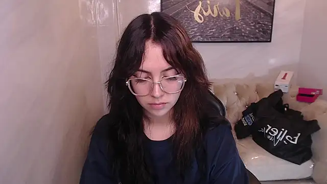 Hela_v's Live XXX Chat
