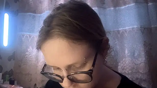 Živý XXX chat KrystenHoye
