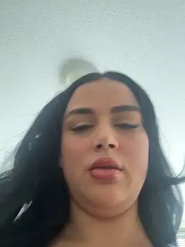 Celinaax webcam show