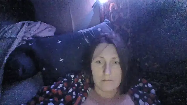 Chat +18 de AllaSowinskaya ao vivo
