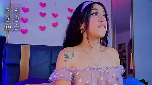 MadyJackson Live XXX-Chat