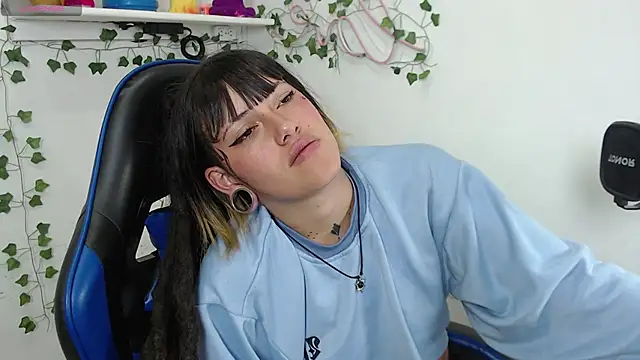 Chat XXX en directo de _sharlotte777