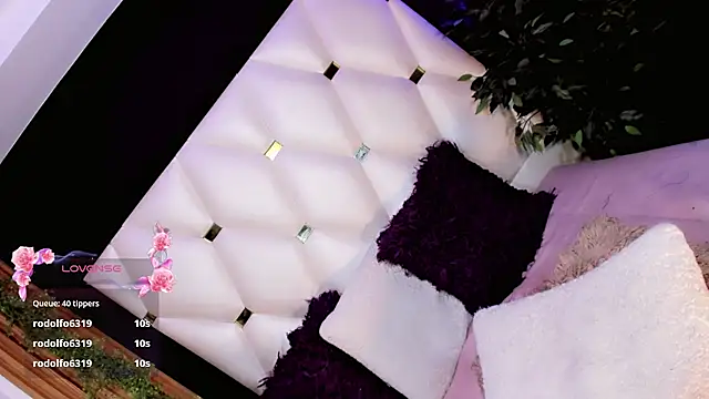Chat XXX ao vivo de Diiva_Smiith