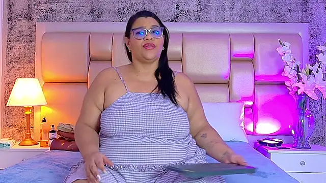 SelennaCooper's Webcam Show