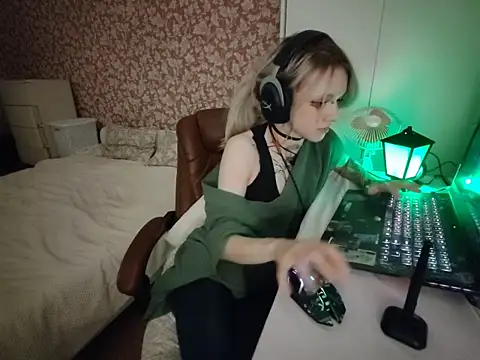 StijenaHunt – Naživo XXX chat
