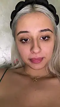 Kylie_One Adlı Modelin Web Kamerası Şovu