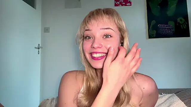 SourMidday's Live XXX Chat