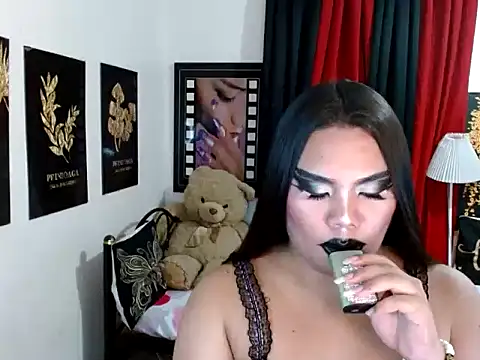 عرض كام TSbrianaHugeCock