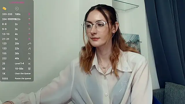 LoraLanett élő XXX-chatje