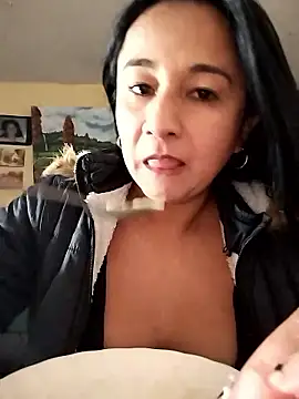 _Dr-Luna_1 élő XXX-chatje