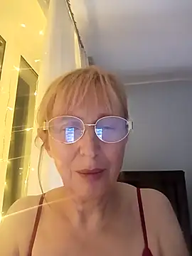 TrinaAdair Live XXX-Chat