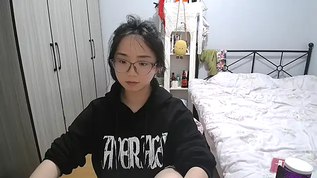 Hmm_0303's Live XXX Chat
