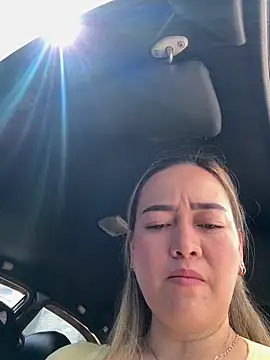 Danielavegax 现场XXX聊天