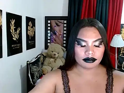 TSbrianaHugeCock's Webcam Show