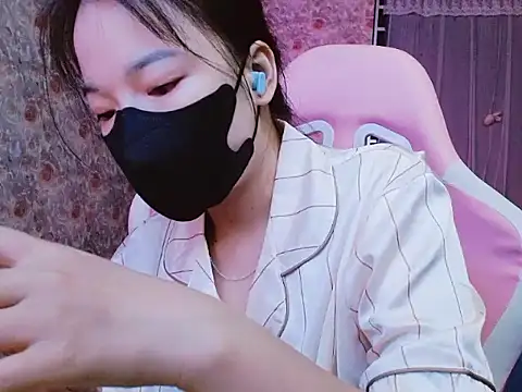 -Tamy- 在線直播表演