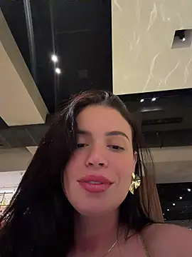 แชท XXX สดของ Rafaellaz
