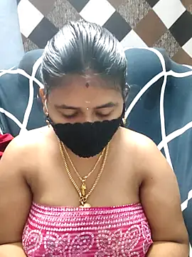 Tamil_Lotus লাইভ XXX চ্যাট