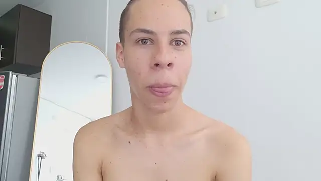 Chatroom XXX en direct de grey___27