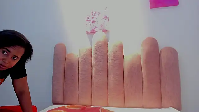 HilarySolis2 Live XXX-Chat